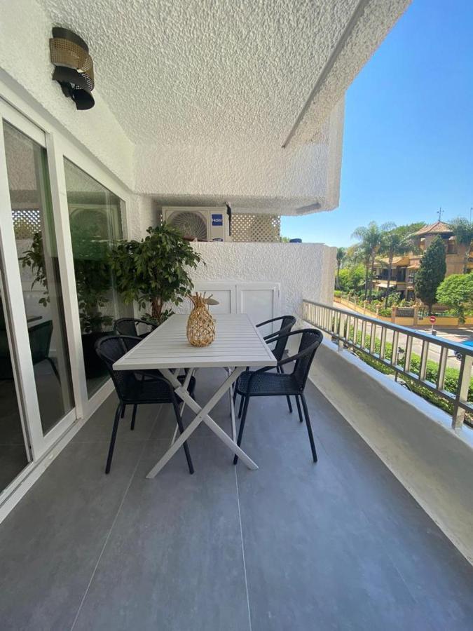 Roy Boston Marbella By Florentia Homes Exteriör bild